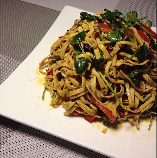 我最爱甜食做的香菜拌豆皮