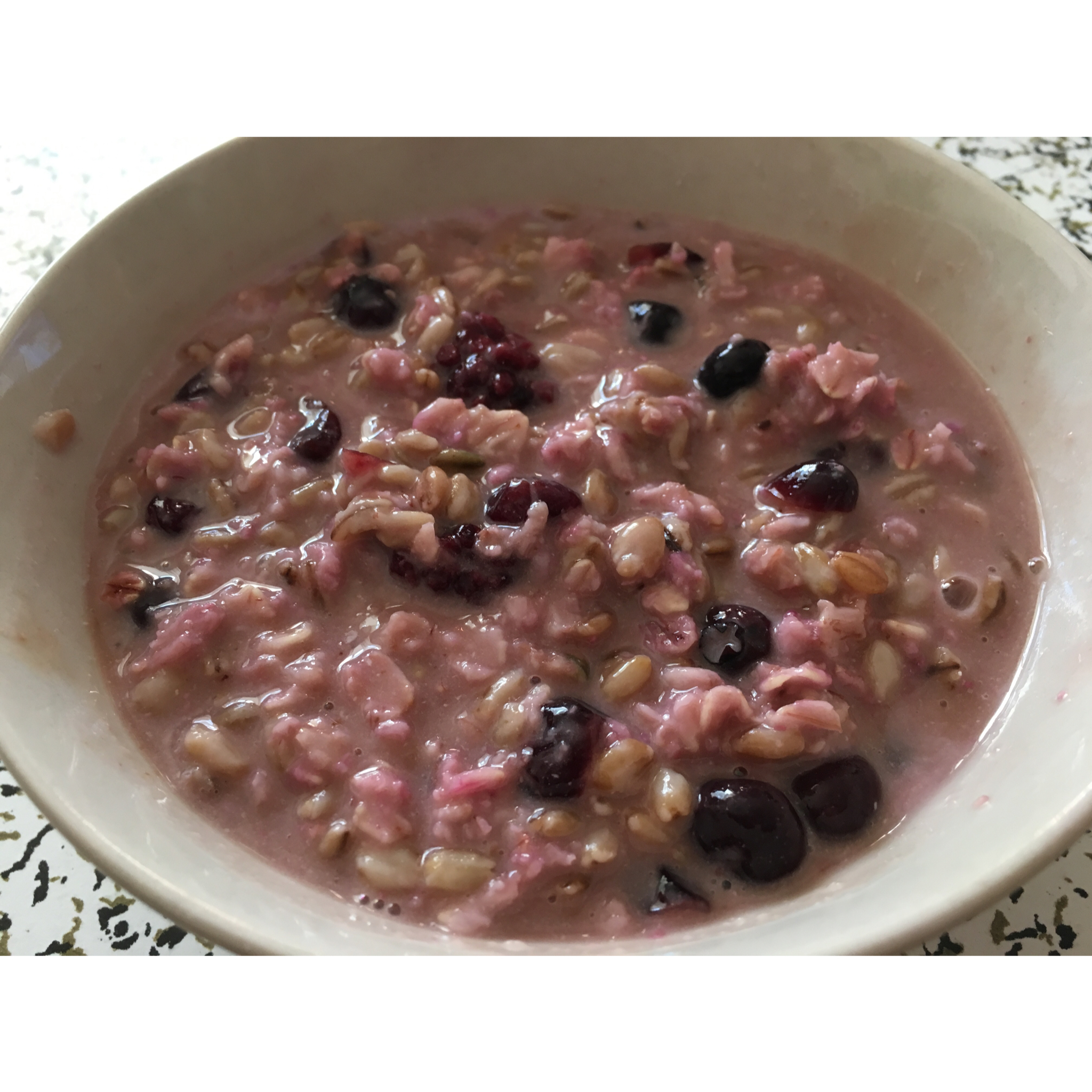 浆果酒香燕麦粥