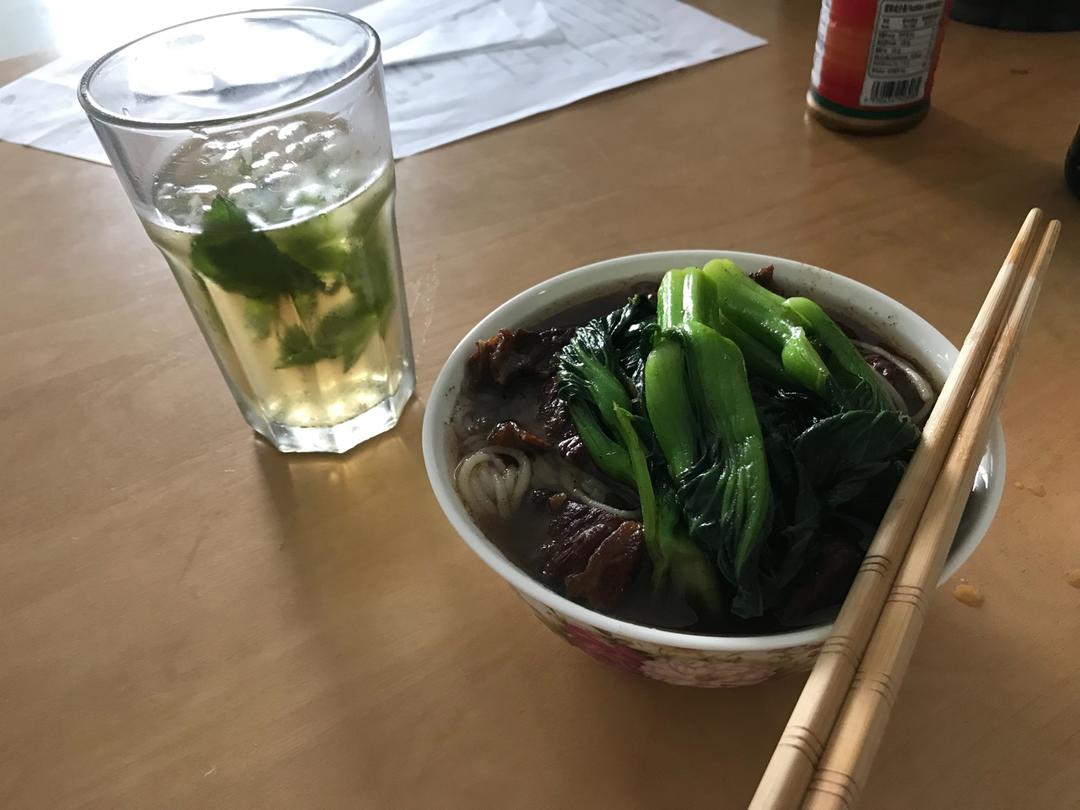 红烧牛腩粉