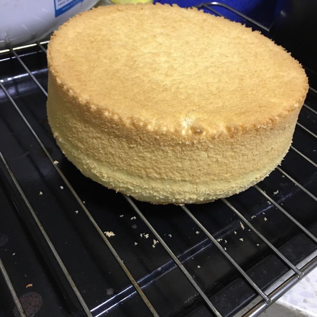 烤箱做蛋糕（戚风蛋糕的做法）