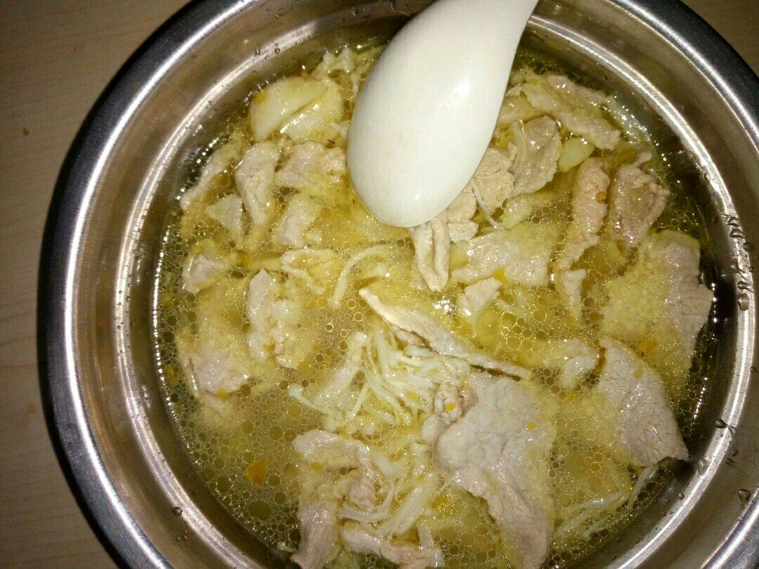 酸汤肥牛