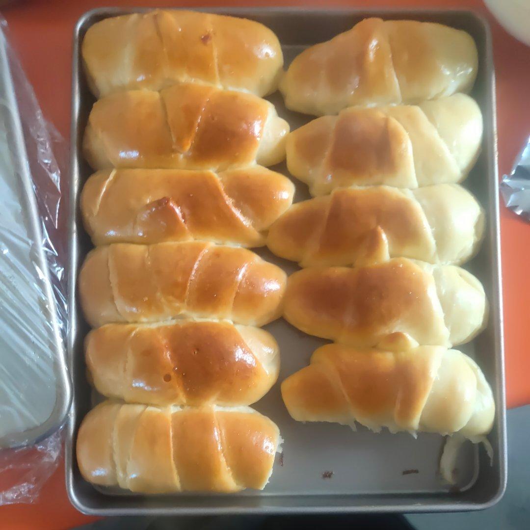 手揉小小牛角包🥐（牛奶面包配方）