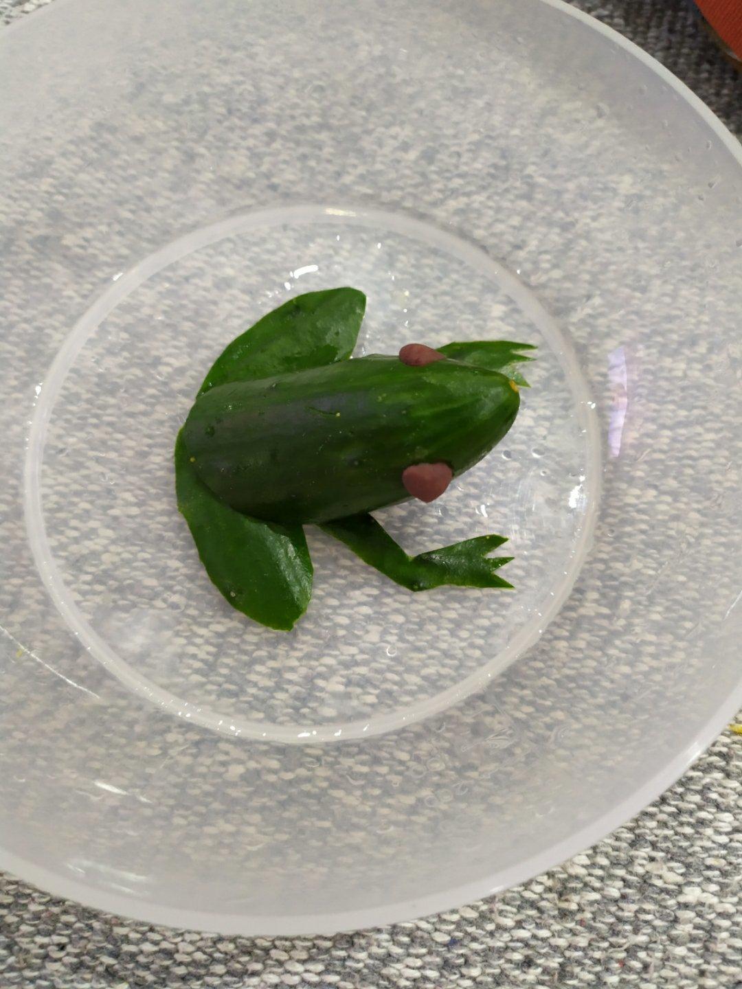 蔬果创意黄瓜青蛙