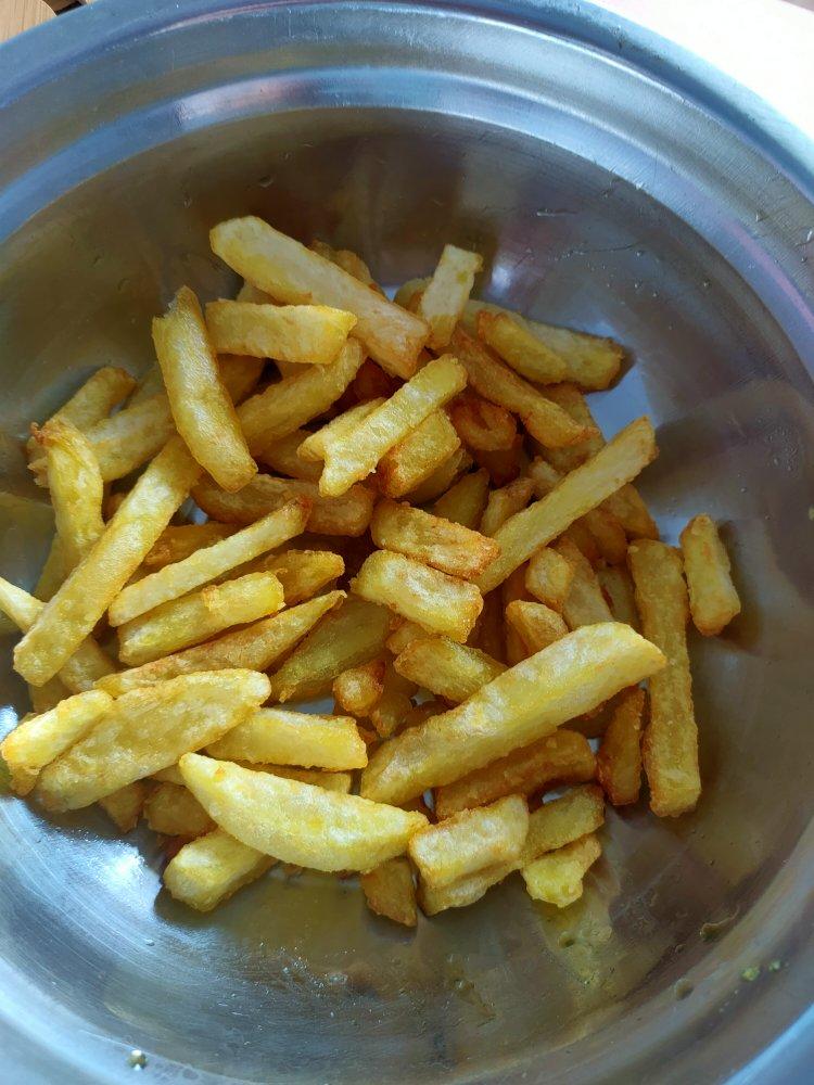 最简单炸薯条，比买的还好吃