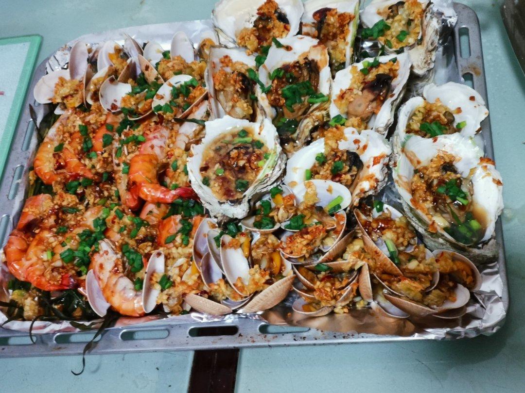 高端大气上档次之                烧烤海鲜拼盘🦀️🐟🦐🐚