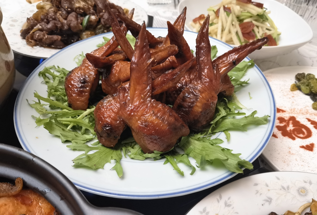 梅干菜炆鸡翅