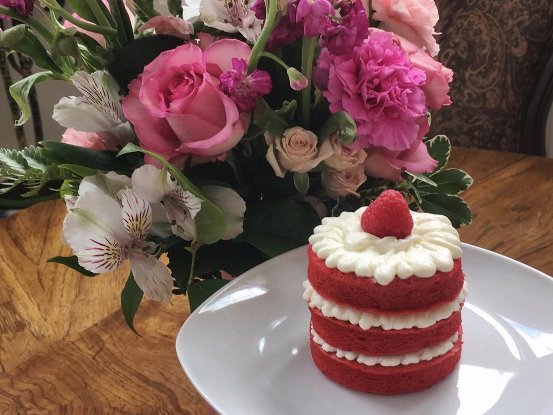 正宗红丝绒cupcake—马斯卡彭奶油霜