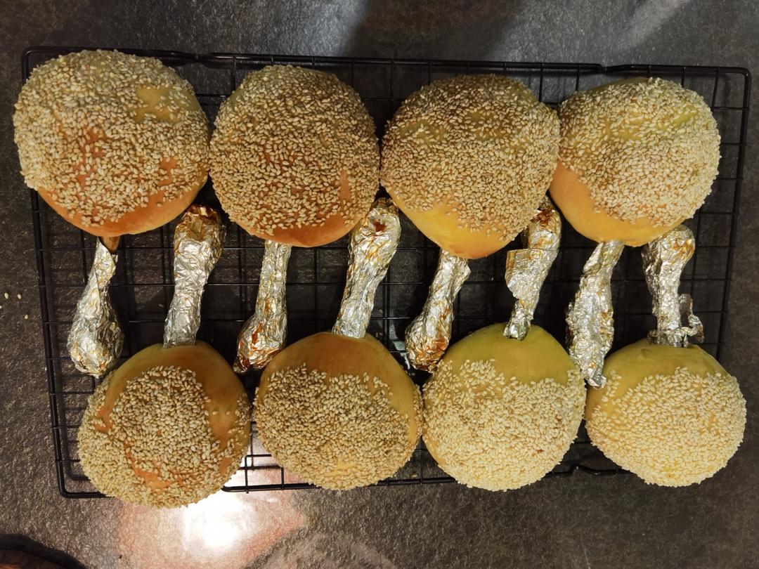 有一整只鸡腿🍗的鸡腿包