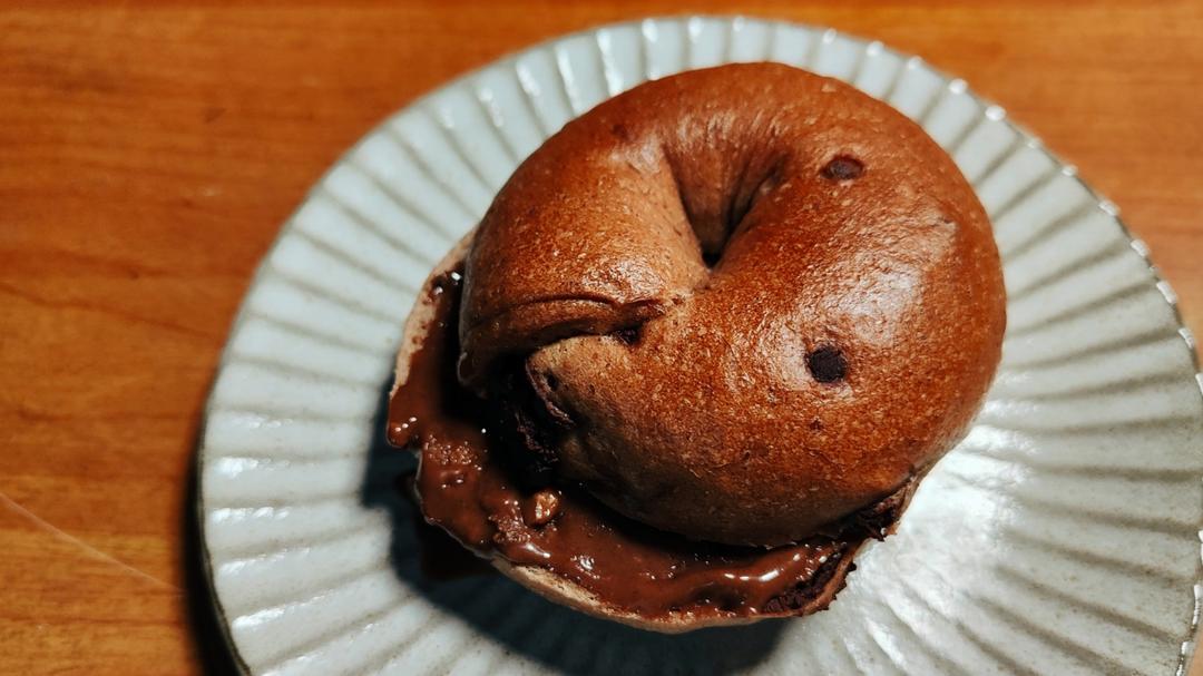 Relaxing bake｜13%全麦花椒黑巧贝果