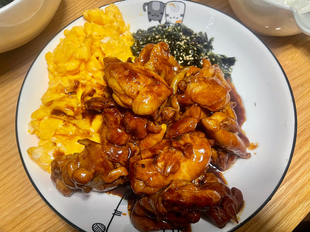 蒜香煎鸡腿肉