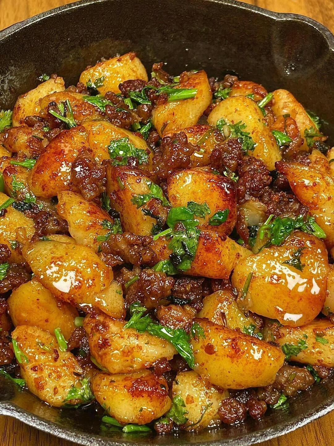 零失败爆好吃的红烧牛肉🔥土豆软糯，酱香浓郁