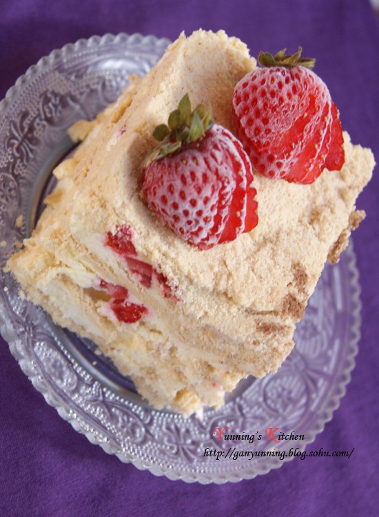 草莓木糠布丁蛋糕的做法