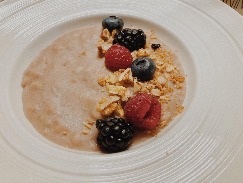 奶香芋泥燕麦粥