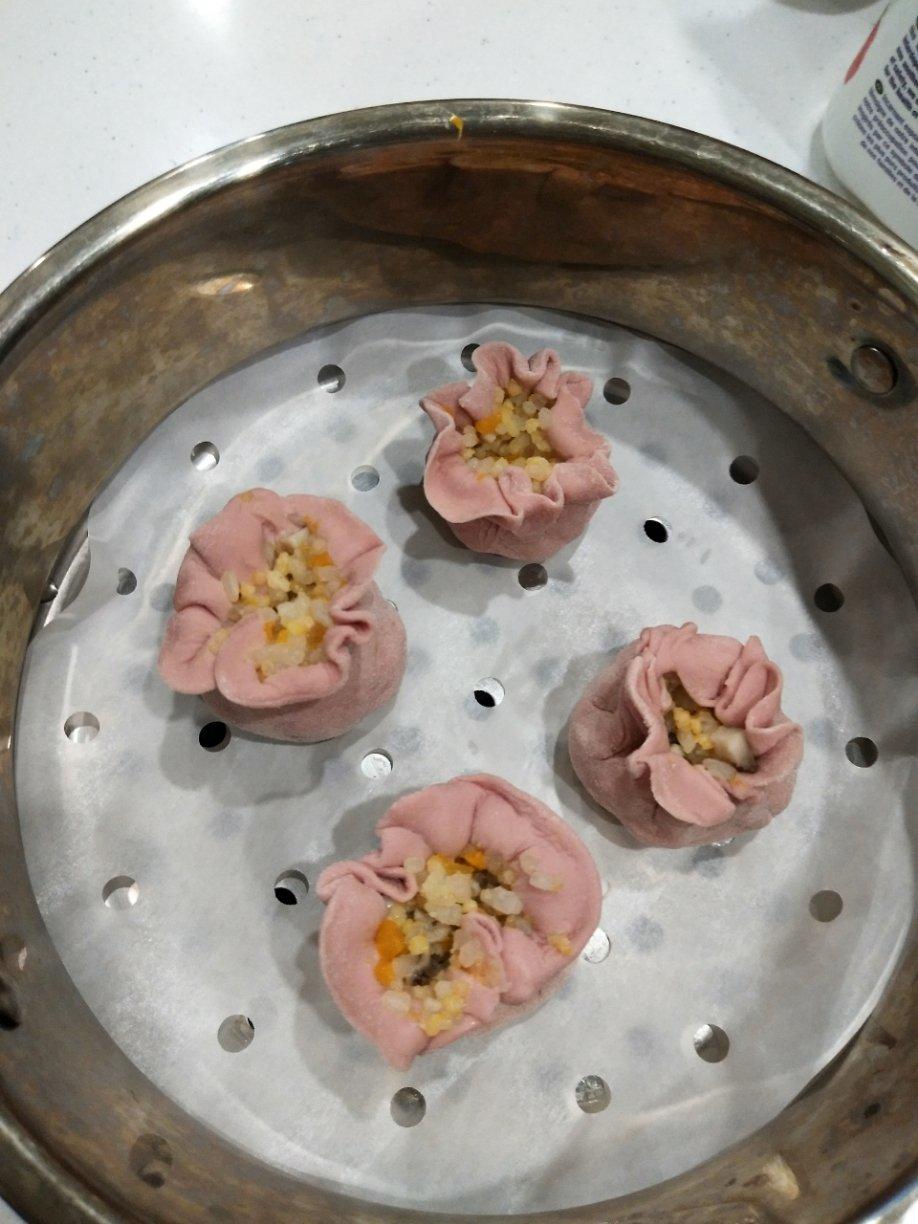 宝宝辅食：虾仁南瓜二米烧麦