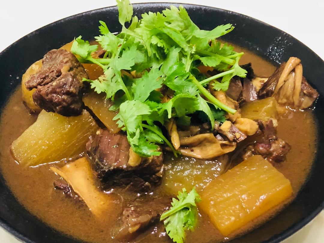 萝卜炖牛腩