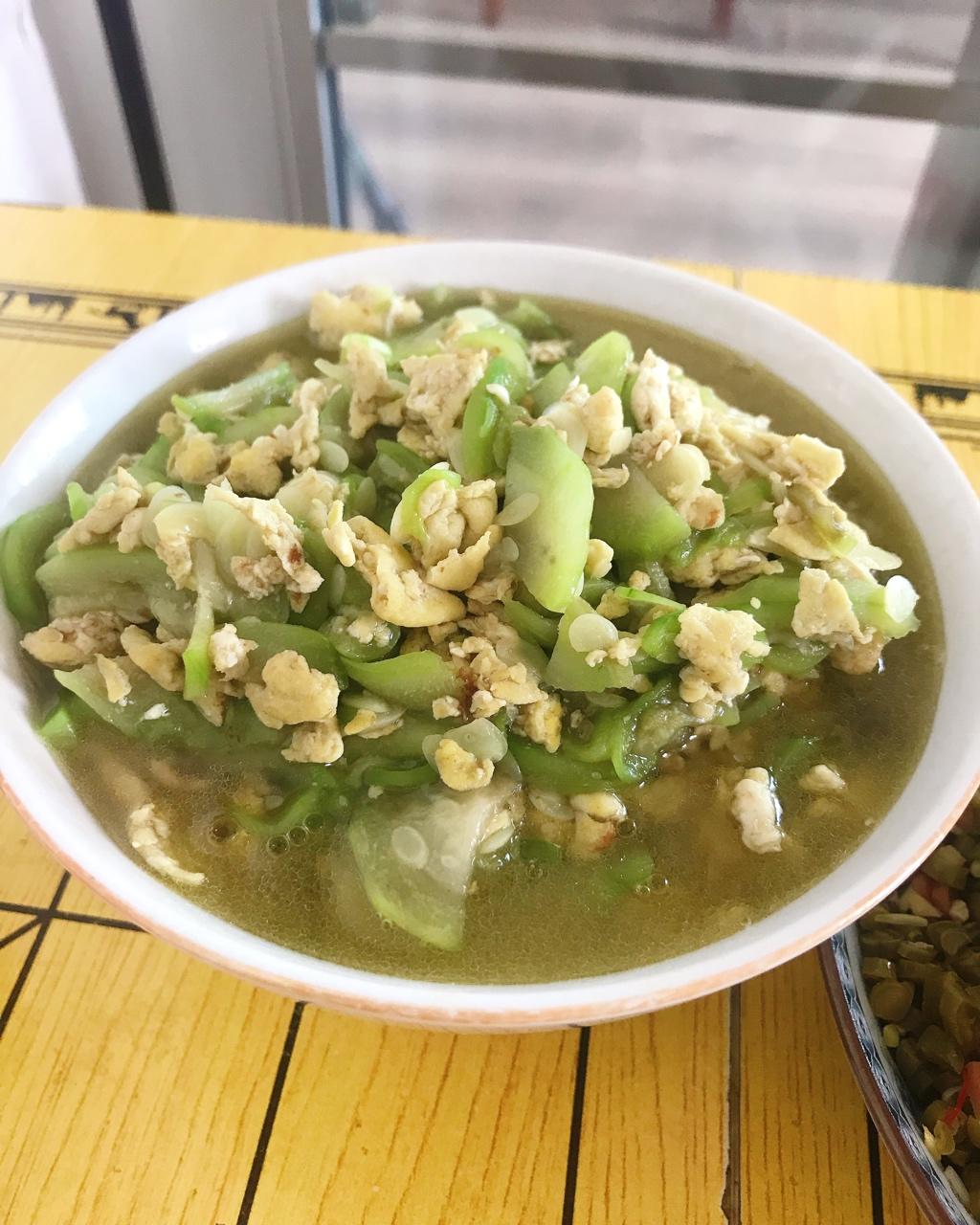 鸡蛋烩丝瓜