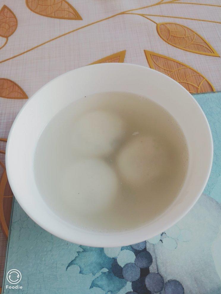 花生黑芝麻汤圆