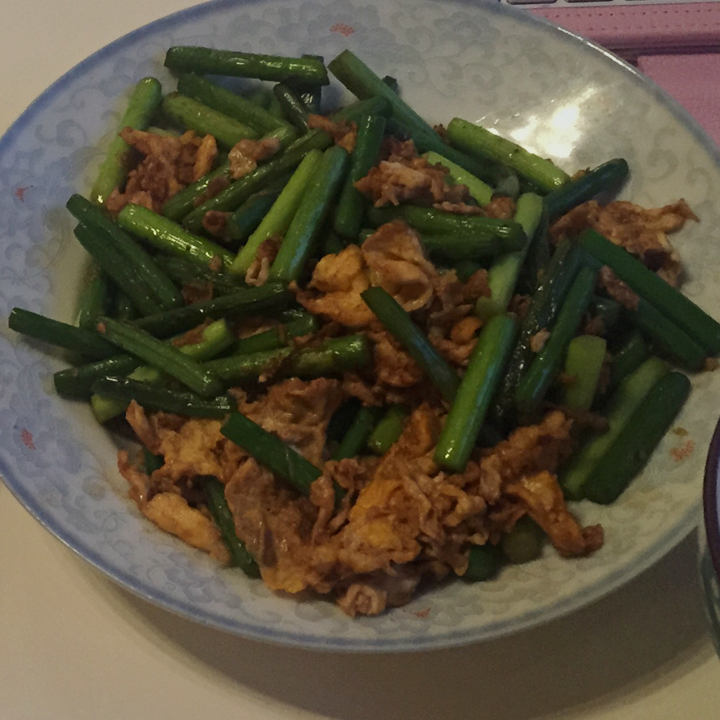 蒜苔炒鸡蛋