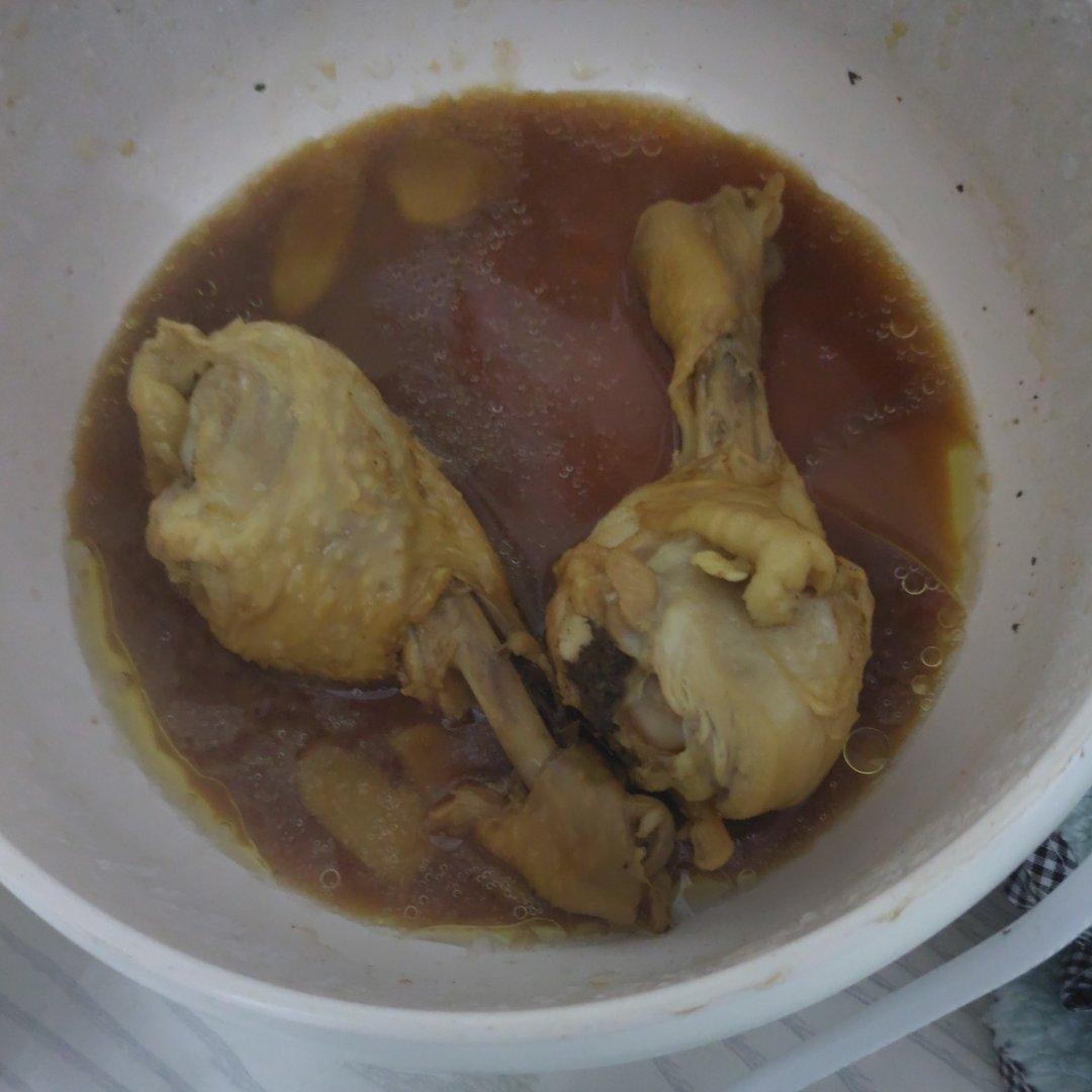 家常酱油煮鸡腿