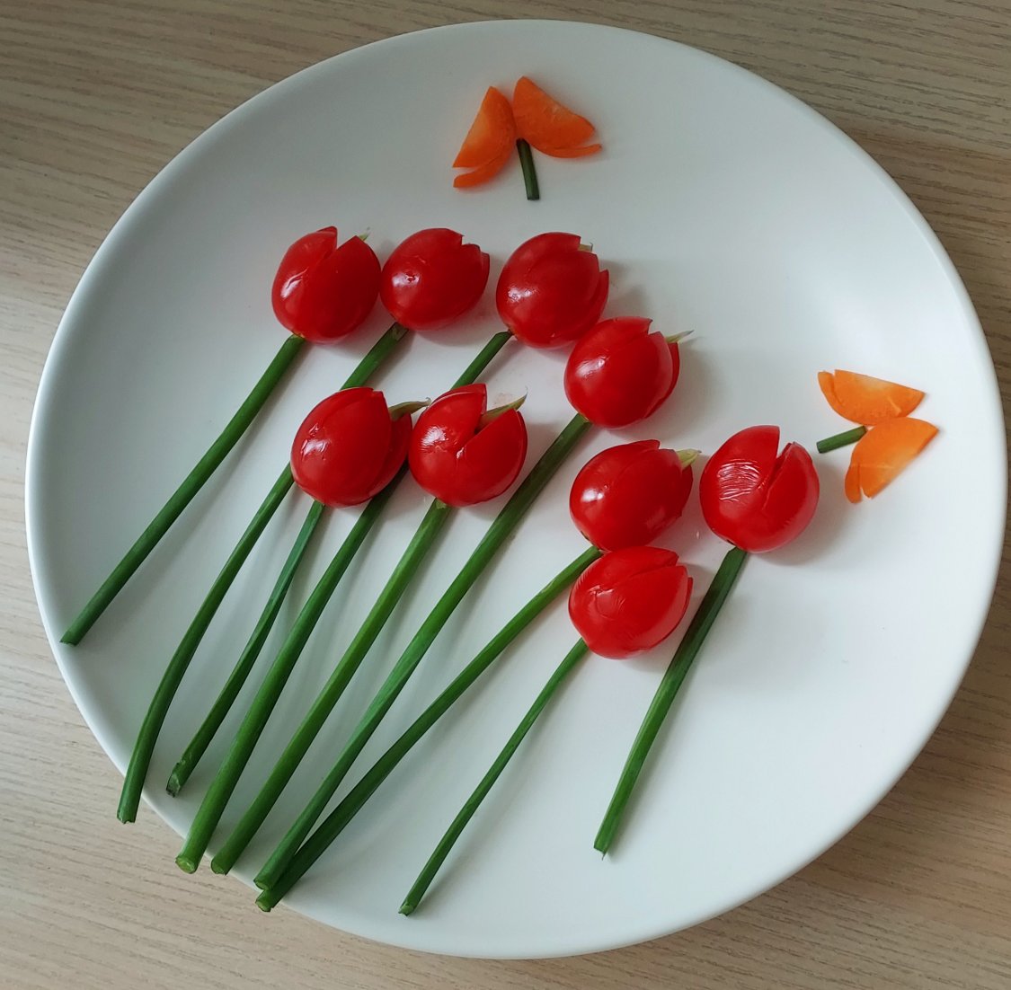 郁金香花开朵朵--小番茄版