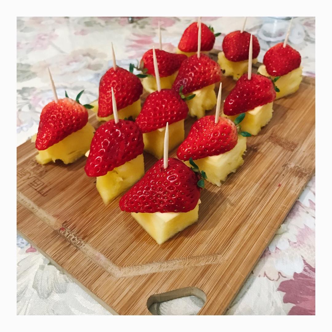 菠萝芝士小甜点