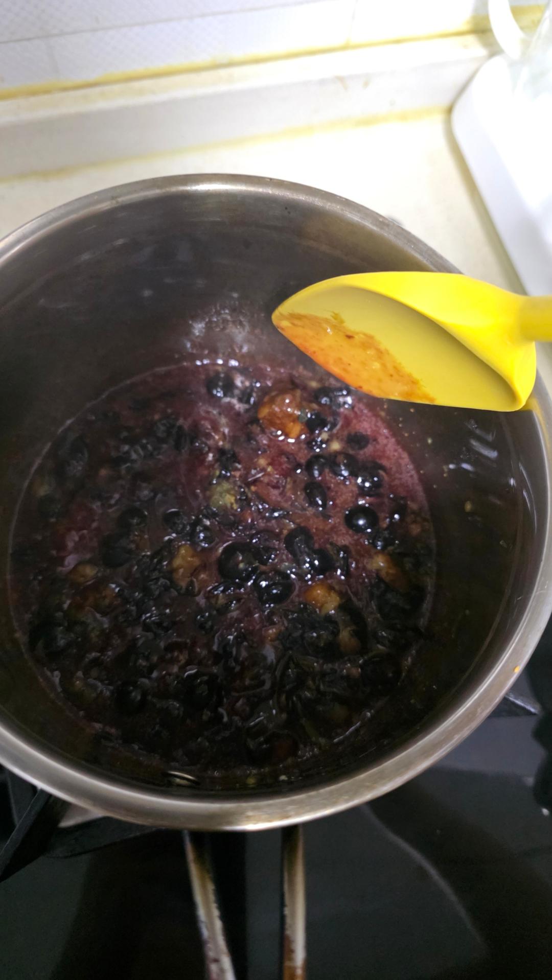 蓝莓慕斯蛋糕（奶油版，附蓝莓酱做法）