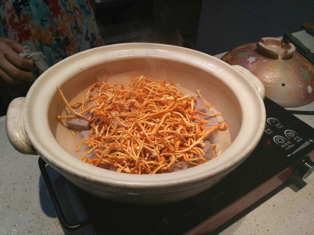 步骤图 开心果姐姐椰汁香芋虫草花煲的做法 开心果姐姐椰汁香芋虫草花煲的做法步骤 菜谱 下厨房