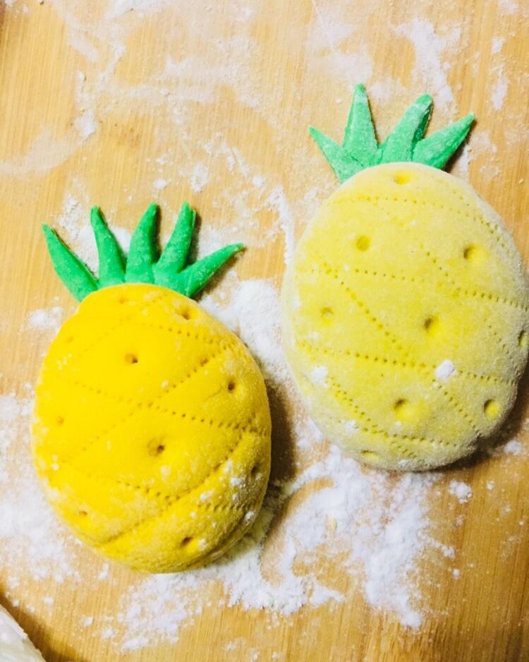 花样馒头——肉松菠萝包