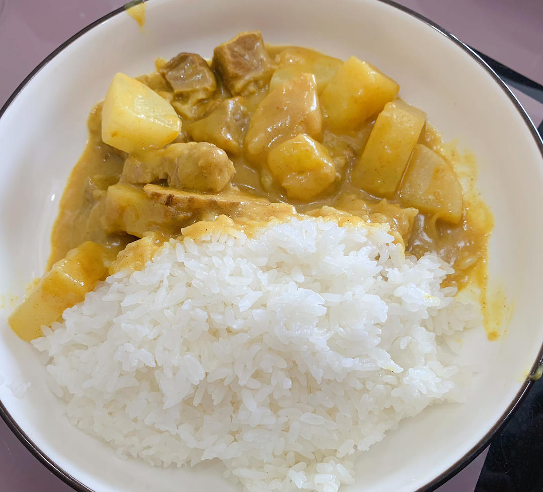 咖喱土豆炖牛腩