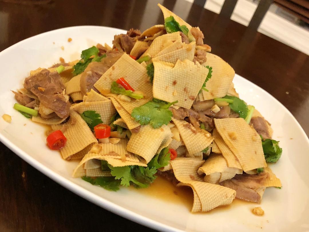 凉拌牛肉的做法