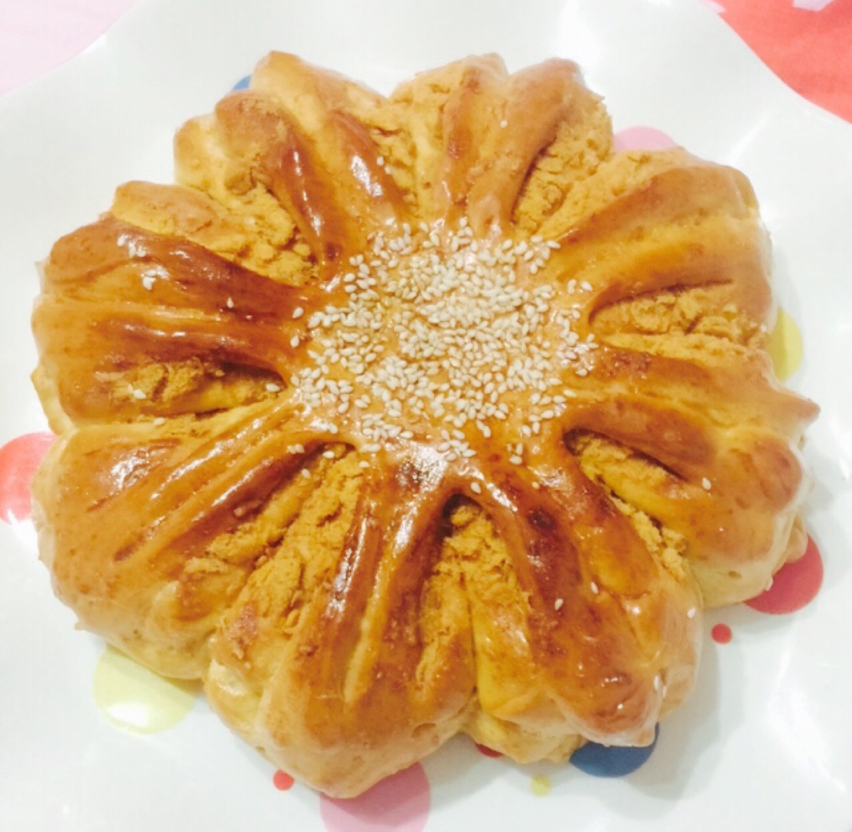 太阳花肉松面包