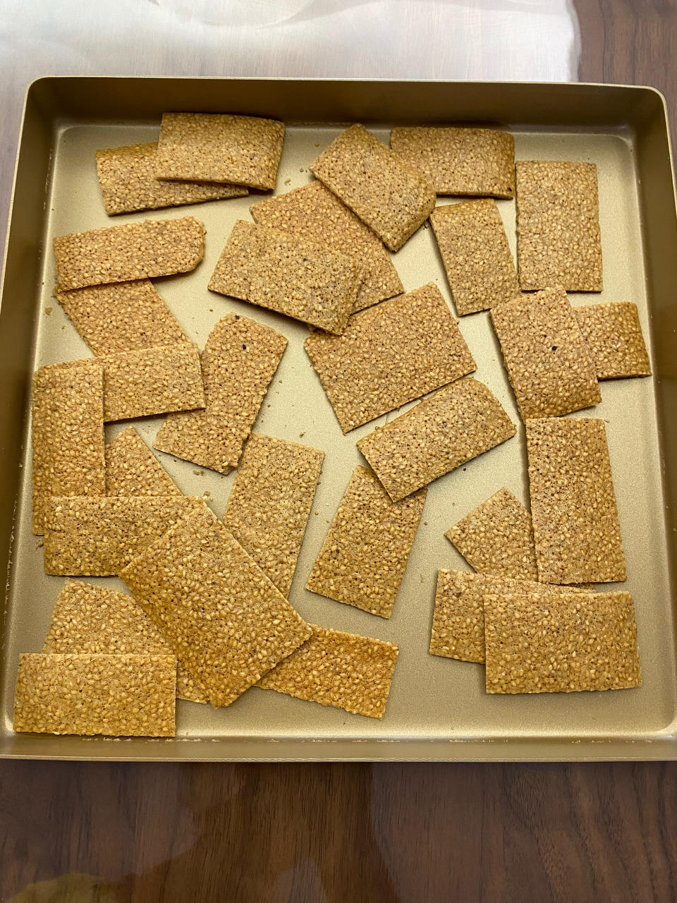 芝麻薄脆饼干，一步操作，超级简单