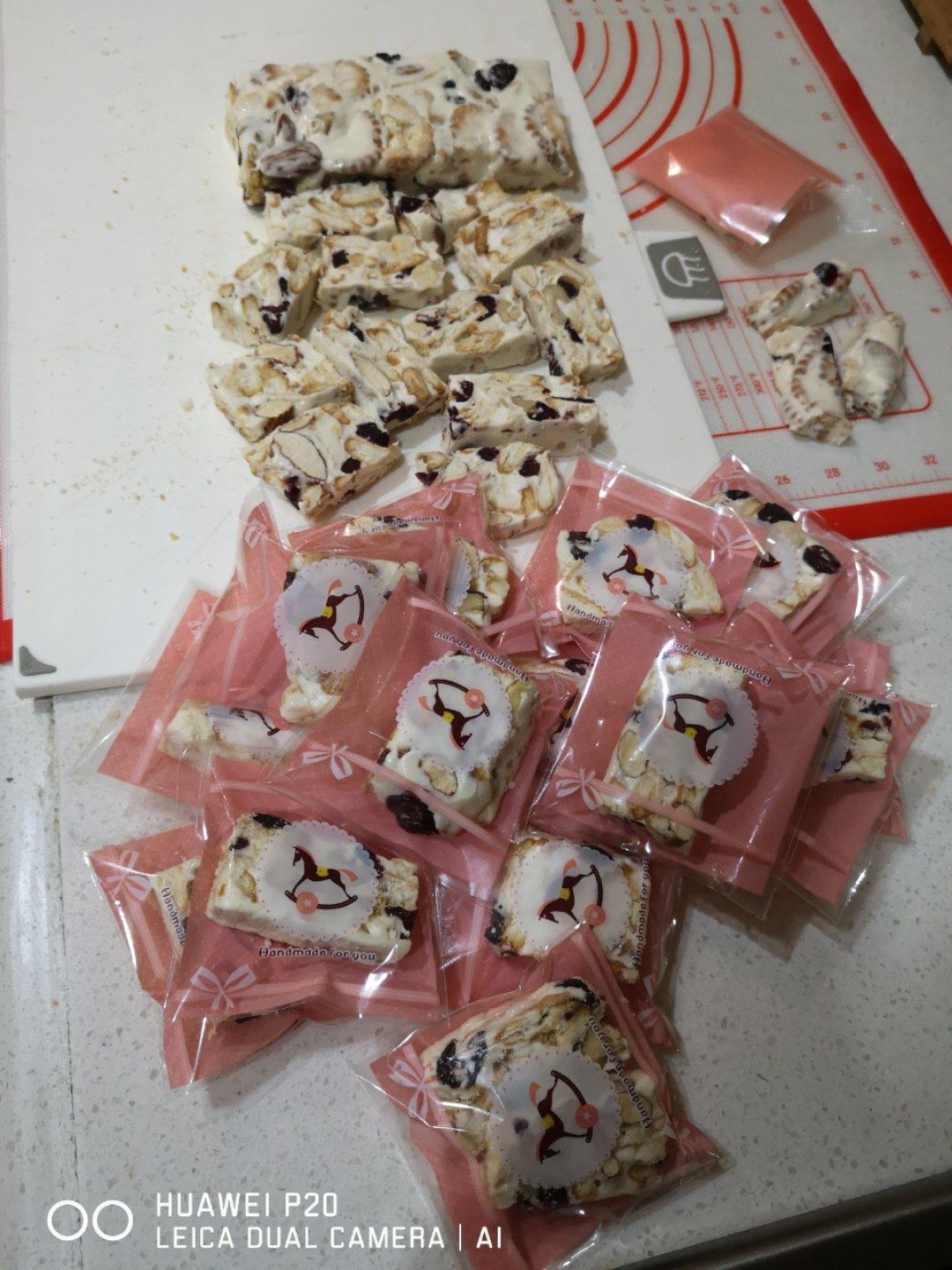 雪花酥（雪花饼，牛轧奶芙，奶酥）