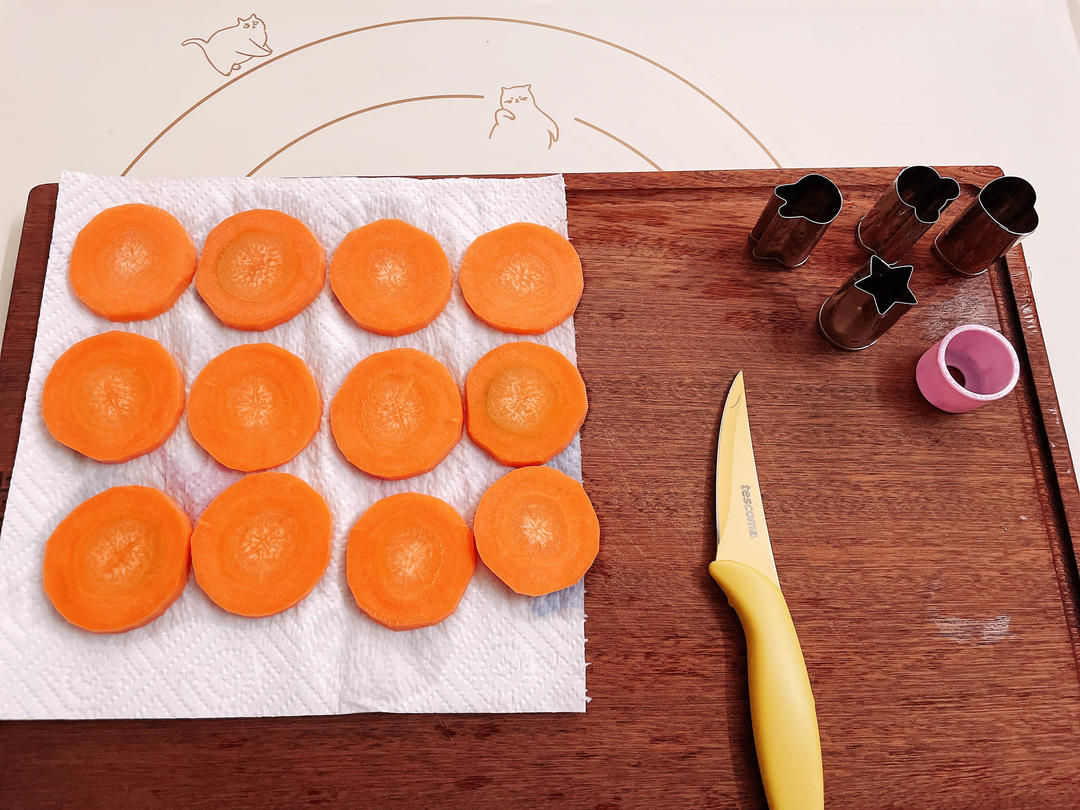 祝你生日快乐！长寿面~