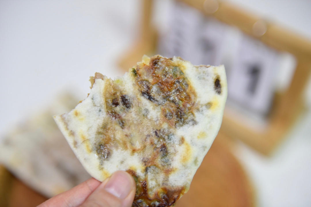 梅干菜肉饼（平底锅煎和烤箱烤两种吃法）