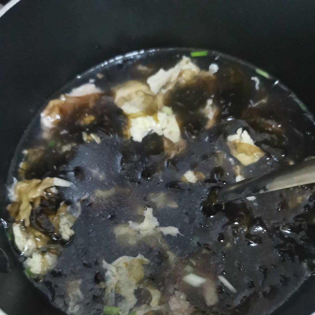 🔥这样做的肉片汤，肉质滑嫩不塞牙，特别鲜美好吃❗️