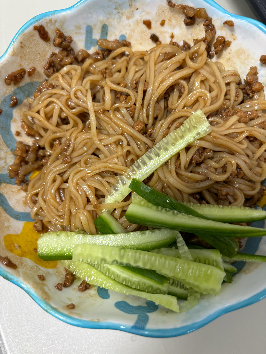 十分钟做好一盘肉酱拌面，太好吃了😋