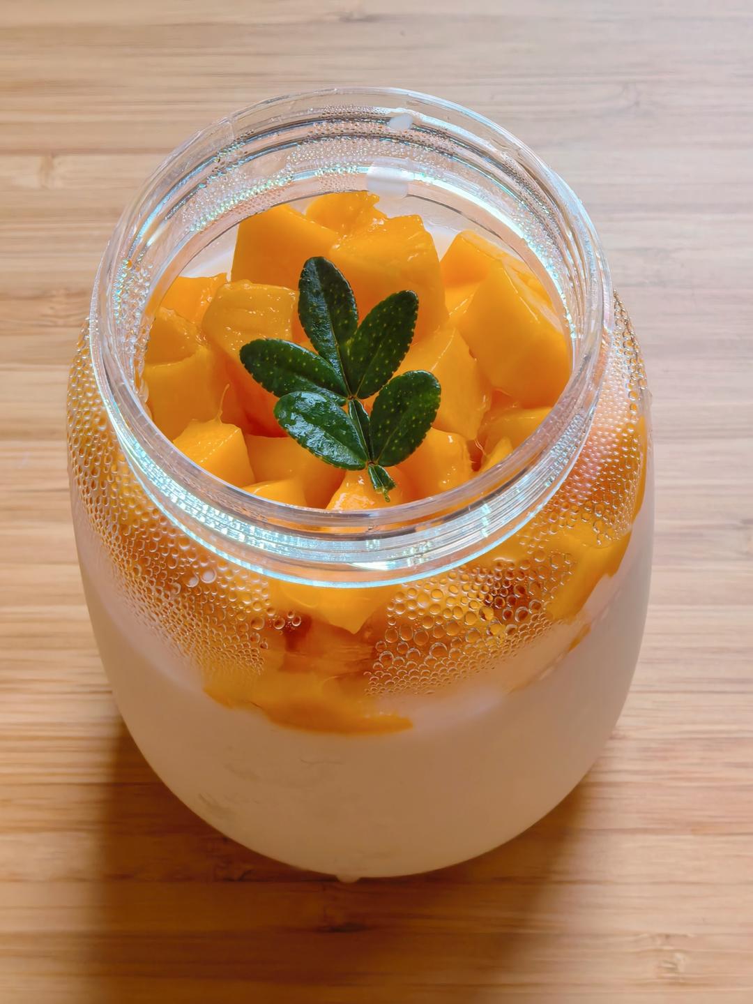 酸奶芒果布丁