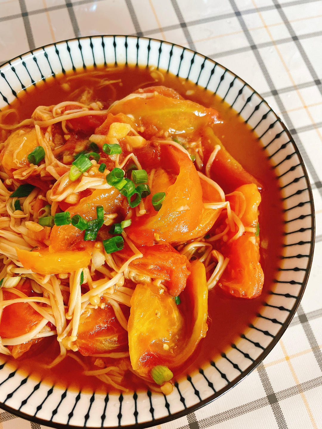 低脂低卡～营养又下饭的番茄金针菇