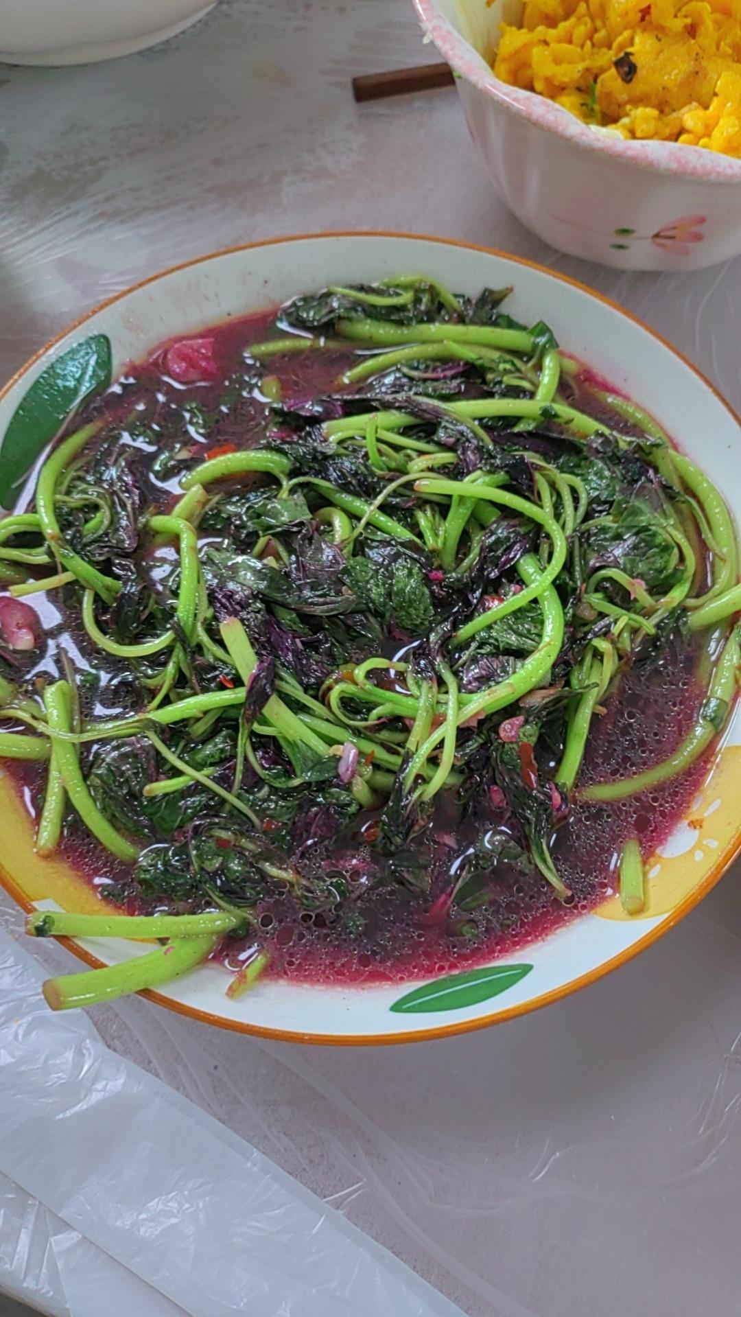 清炒红苋菜（简单菜也有窍门，一看就明白）