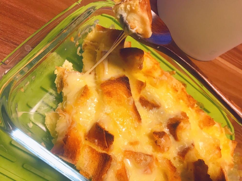 焗烤火腿面包布丁