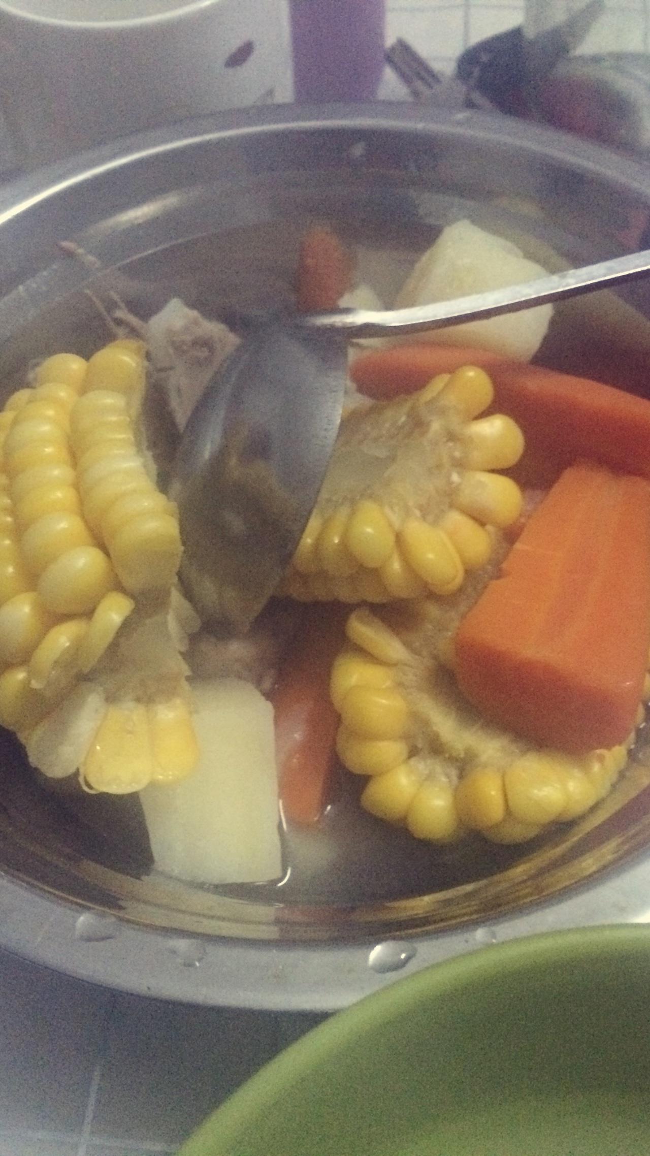 红萝卜土豆汤的做法