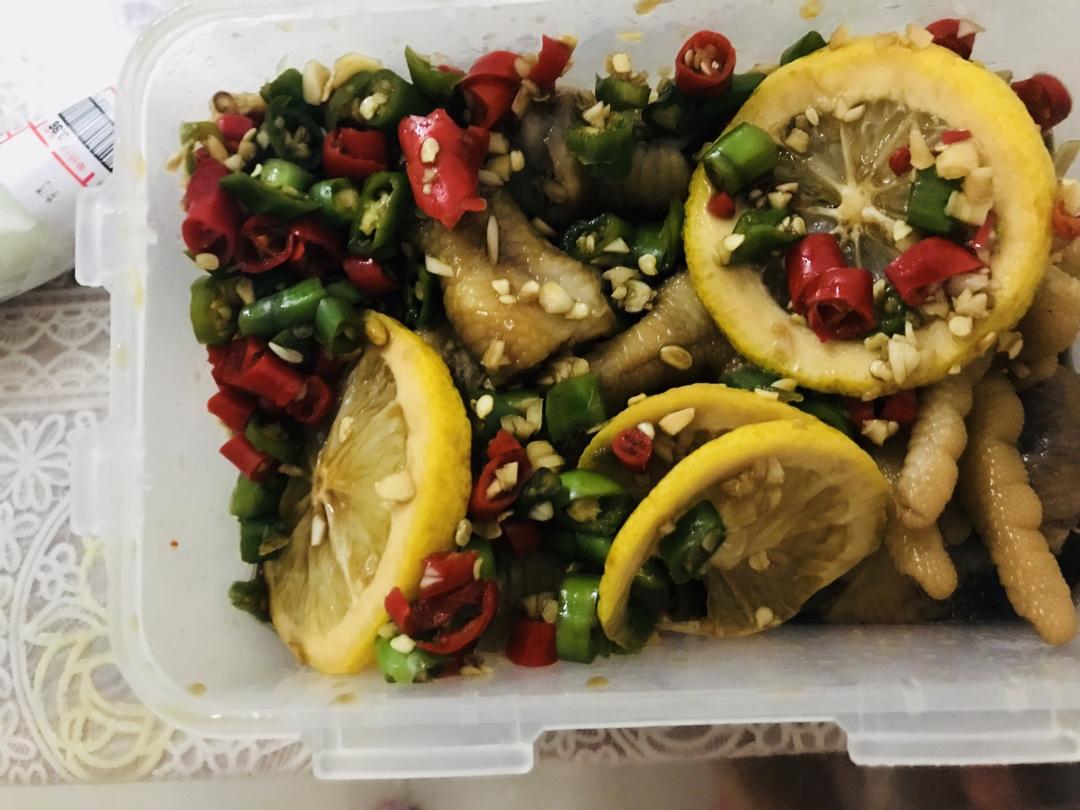 停不下来的秘制凉拌鸡爪