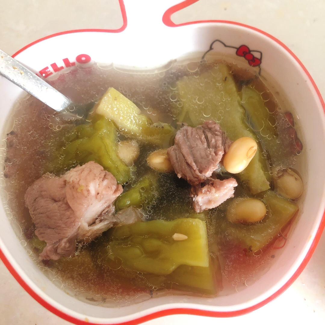 苦瓜排骨汤不苦的做法