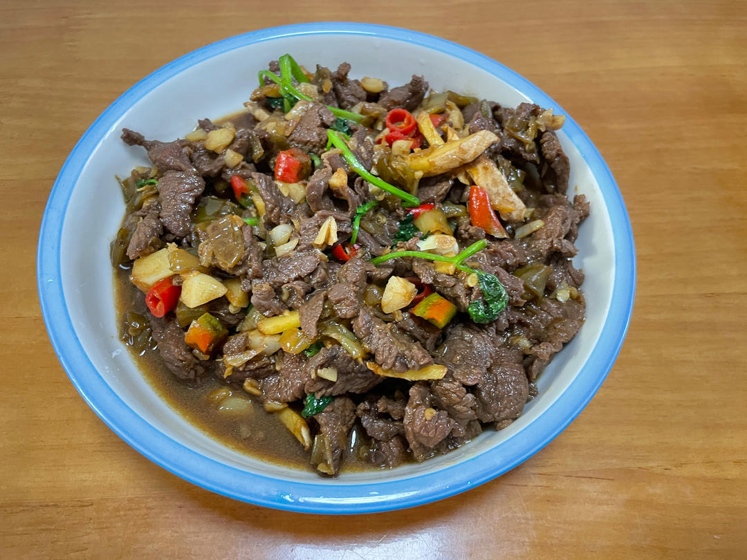 小炒黄牛肉