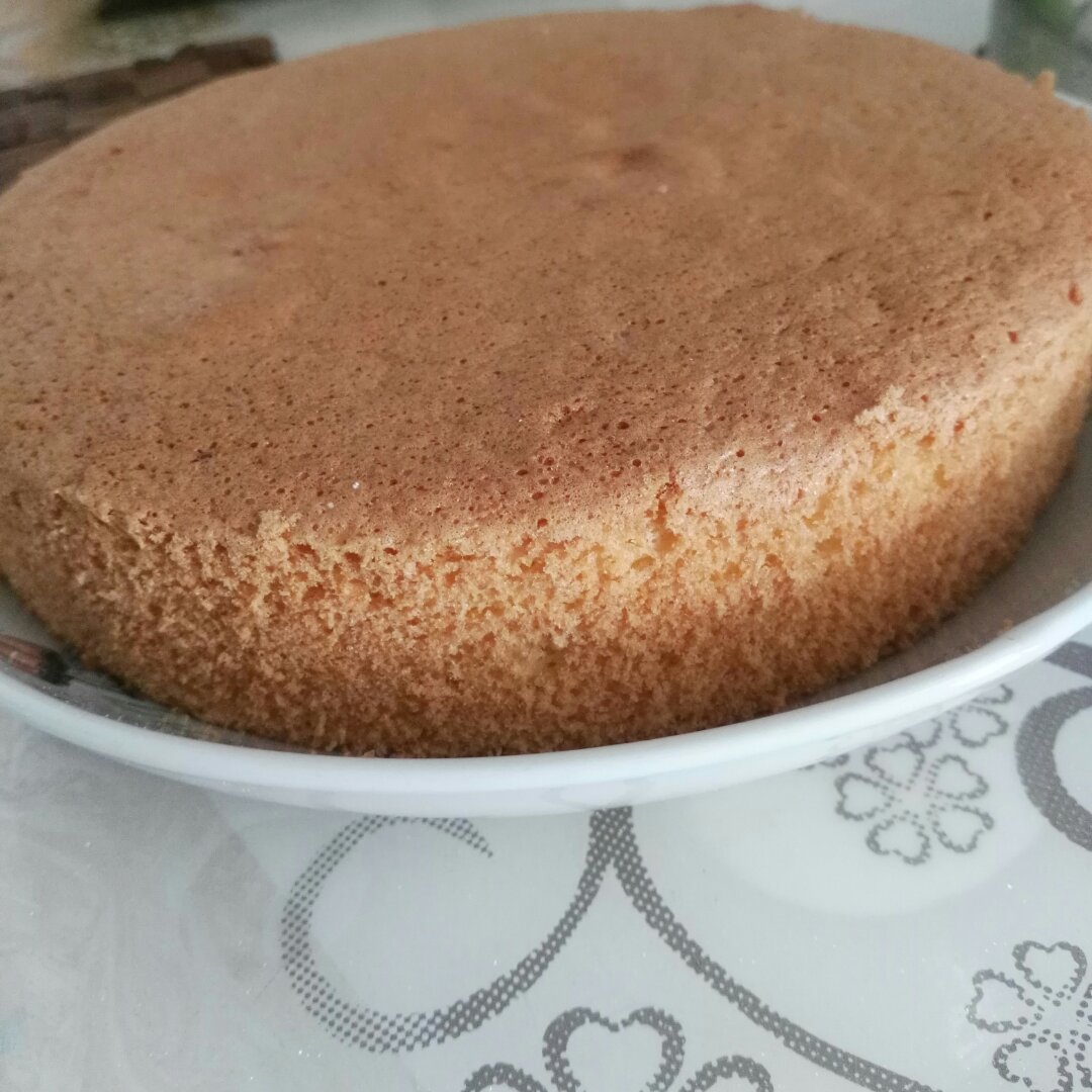 烤箱做蛋糕（戚风蛋糕的做法）