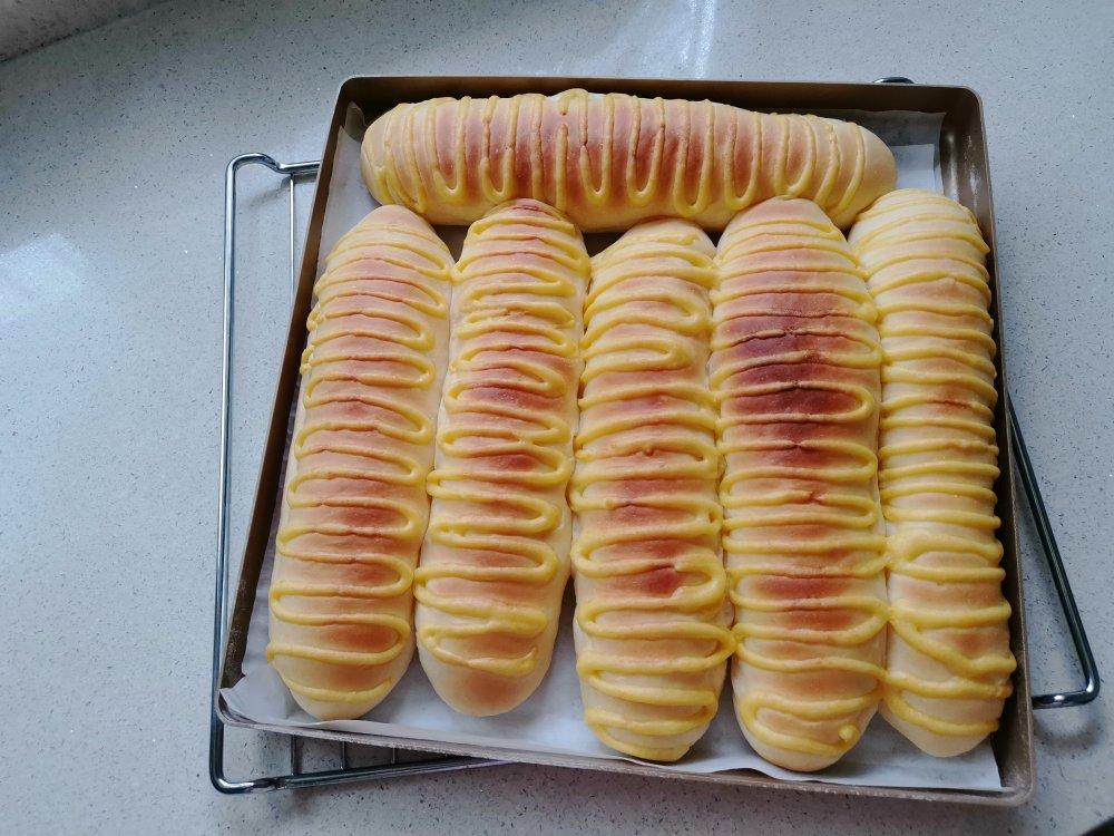 毛毛虫面包
