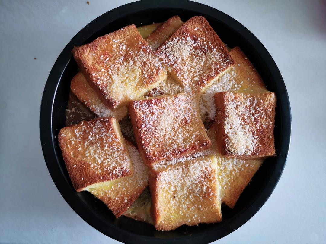 巨简单的早餐吐司布丁，出炉就能干掉一碗，早餐吃它绝了
