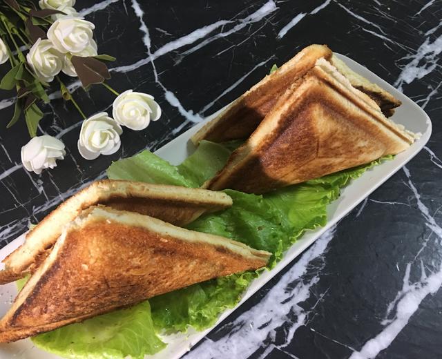 乐活教主的美食之——三明治(三明治机版)的做法