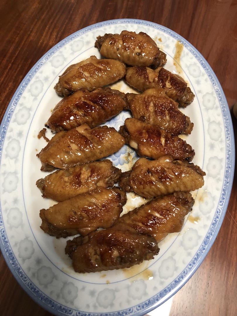 外婆教我的红烧鸡翅·连汤汁都狠好吃！！！